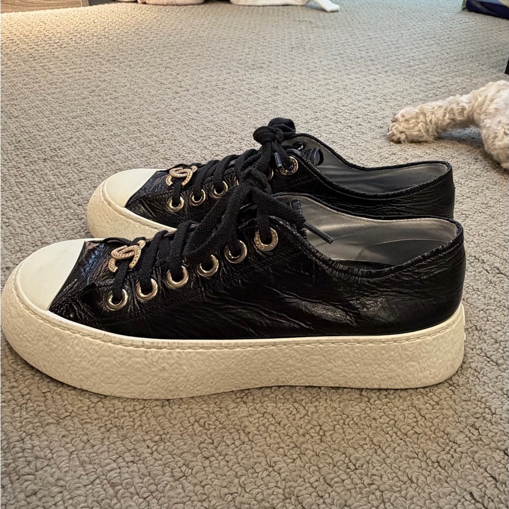 Chanel Black Leather low top Women's Sneakers, 37 EU - Picture 3 of 5